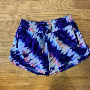 Athleta girl All Play 3” shorts XL/14